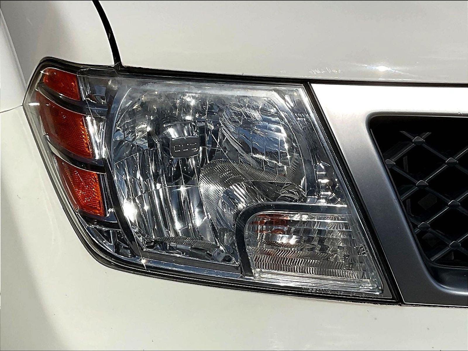 Certified 2020 Nissan Frontier PRO-4X w/ Pro-4x Utility Package AWD/4WD image 35