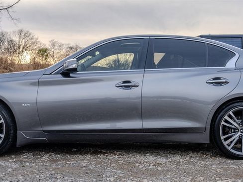 Used 2018 INFINITI Q50 Sport image 2