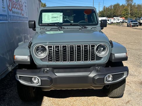 New 2026 Jeep Wrangler Sahara image 5