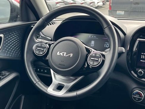 Certified 2023 Kia Soul EX image 16
