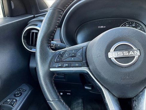 Used 2023 Nissan Kicks SR w/ SR Premium Package image 15