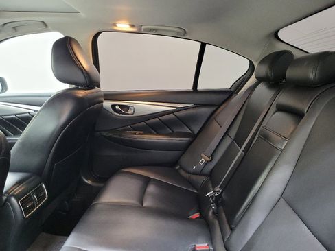 Used 2019 INFINITI Q50 Luxe w/ Essential Package (3.0T Luxe) AWD/4WD image 18