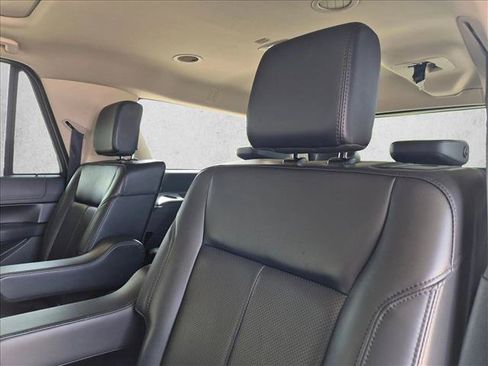 Used 2022 Ford Expedition Max XLT AWD/4WD image 13