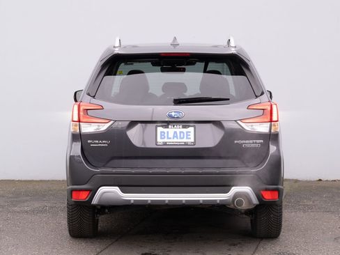 Used 2022 Subaru Forester Touring w/ Popular Package #3 image 27