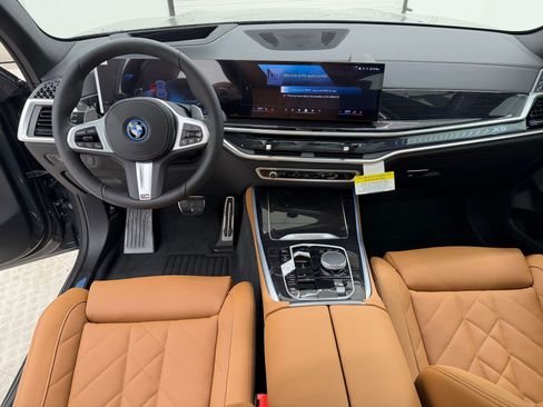 New 2026 BMW X5 xDrive50e w/ M Sport Package AWD/4WD image 15