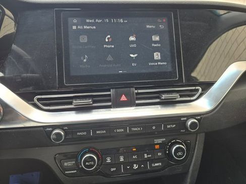 Used 2022 Kia Niro EX w/ Cold Weather Package image 33