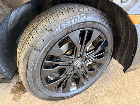 Used 2025 Honda Odyssey Sport-L image 30