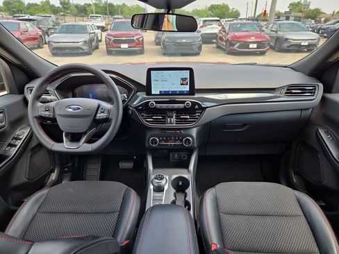 Used 2025 Ford Escape ST-Line AWD/4WD image 25