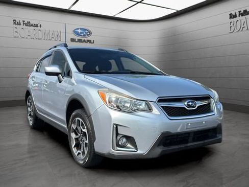 Used 2017 Subaru Crosstrek 2.0i Premium AWD/4WD image 2