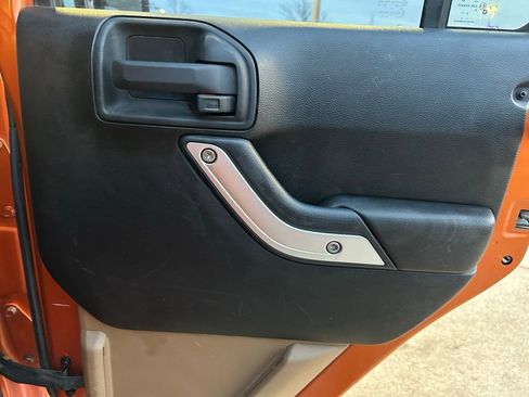 Used 2011 Jeep Wrangler Unlimited Sahara w/ Dual Top Group image 26