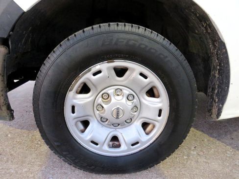 Used 2012 Nissan NV 2500 SV w/ Side Curtain Airbag Pkg image 18