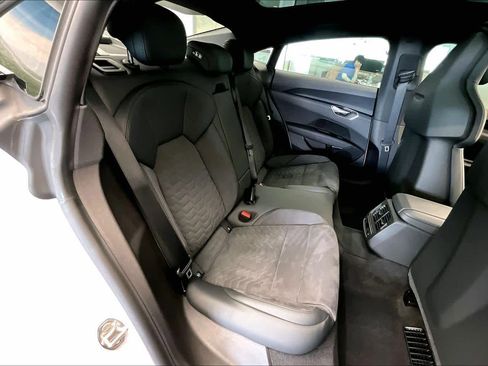 Certified 2024 Audi e-tron GT Premium Plus image 19