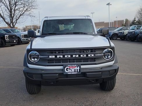New 2025 Ford Bronco 4-Door image 3