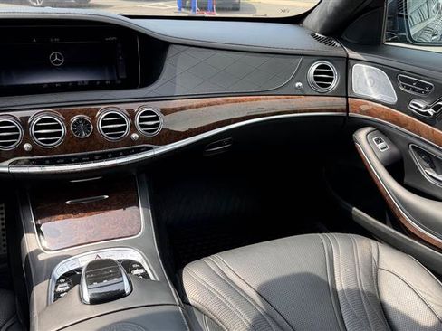 Used 2018 Mercedes-Benz S 63 AMG S 4MATIC Sedan image 26