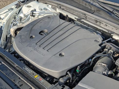 Used 2024 Volvo S60 B5 Core image 39