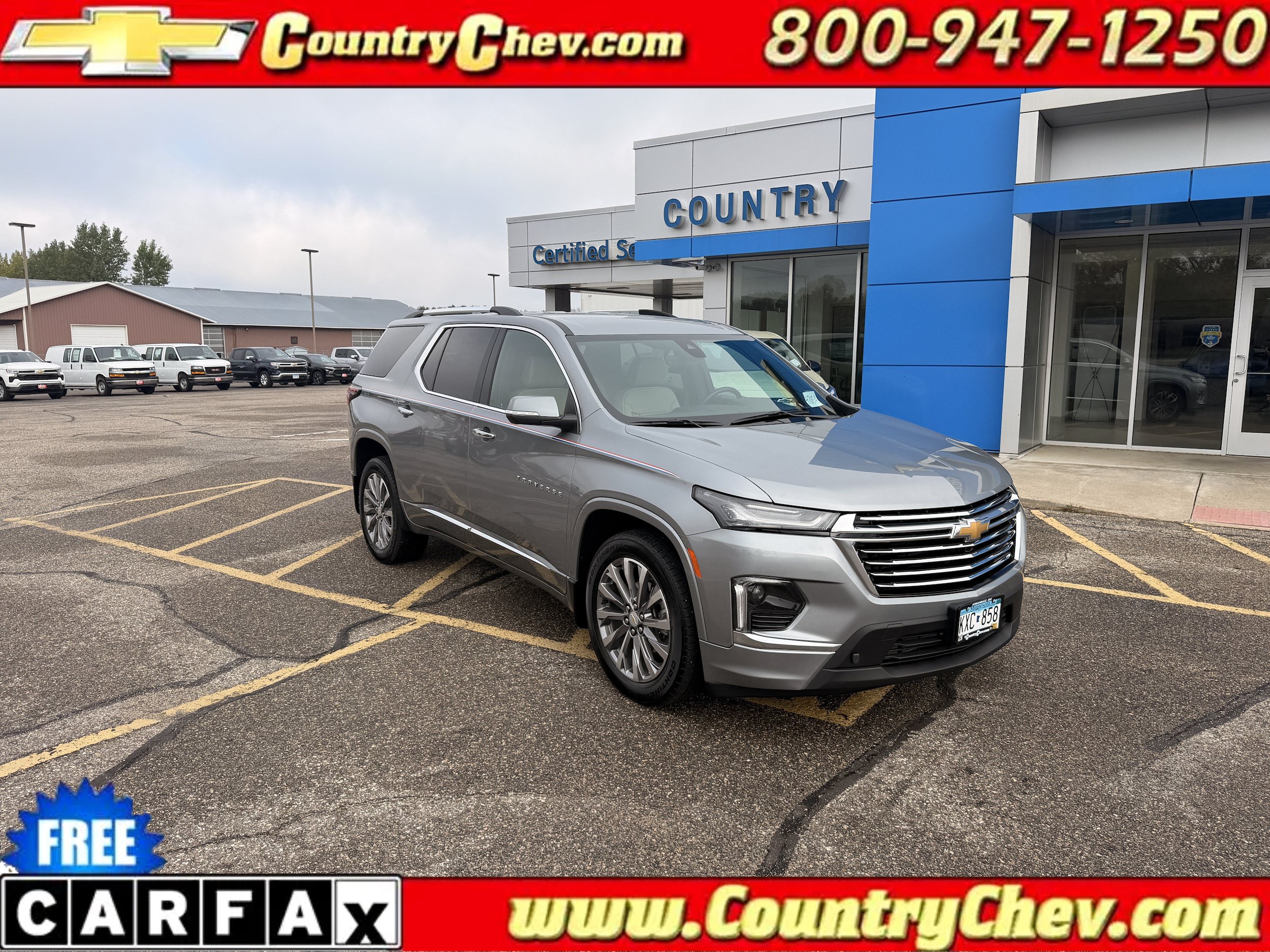 Used 2023 Chevrolet Traverse Premier AWD/4WD image 1