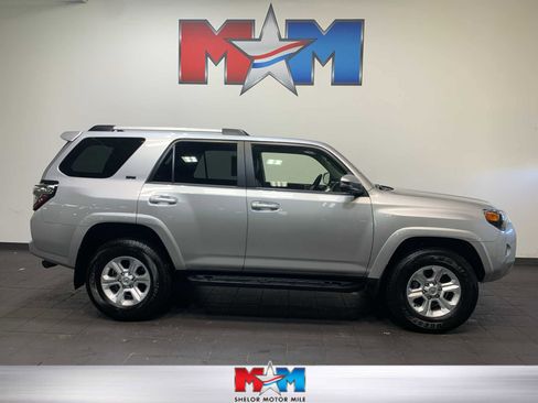 Certified 2024 Toyota 4Runner SR5 Premium image 1