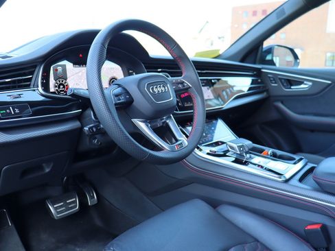 Used 2024 Audi RS Q8 AWD/4WD image 13