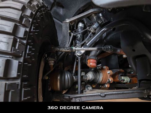 Used 2025 GMC Sierra 3500 AT4 w/ AT4 Premium Plus Package image 9