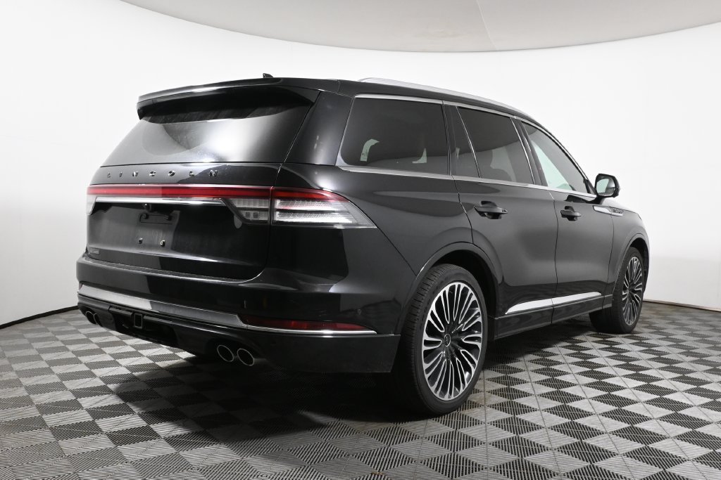 Used 2023 Lincoln Aviator Black Label w/ Dynamic Handling Package AWD/4WD image 11