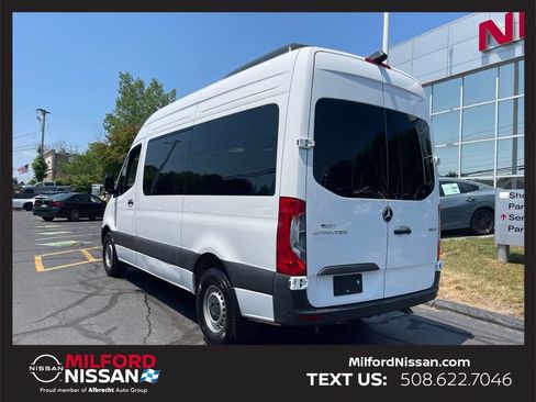 Used 2025 Mercedes-Benz Sprinter 2500 image 3