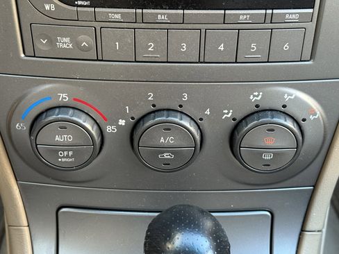 Used 2004 Subaru Forester 2.5XS image 28