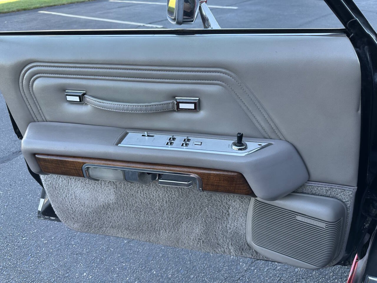 Used 1990 Ford LTD Crown Victoria RWD image 22