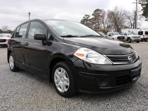 Used 2012 Nissan Versa 1.8 S w/ Plus Pkg FWD image 5
