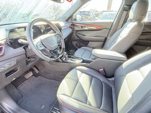 Used 2024 Chevrolet TrailBlazer RS w/ Convenience Package image 10