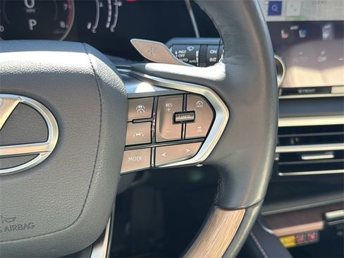 Used 2023 Lexus RX 350 Premium image 17