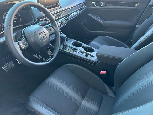 Certified 2025 Honda Civic Sport image 9