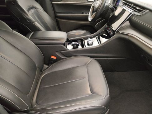 Used 2022 Jeep Grand Cherokee Limited AWD/4WD image 21