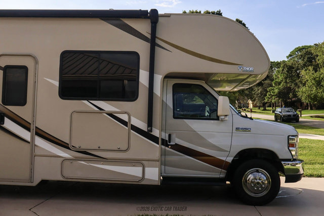 Used 2017 Ford E-450 and Econoline 450 Super Duty w/ Motorhome Prep Package RWD image 11