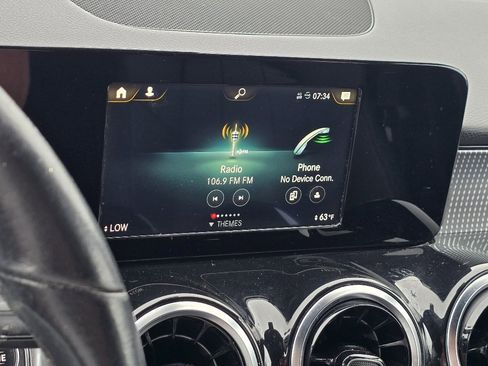 Used 2021 Mercedes-Benz GLB 250 image 20