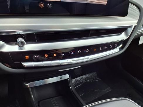 New 2025 Cadillac Lyriq Luxury w/ LPO, Floor Liner Package image 32