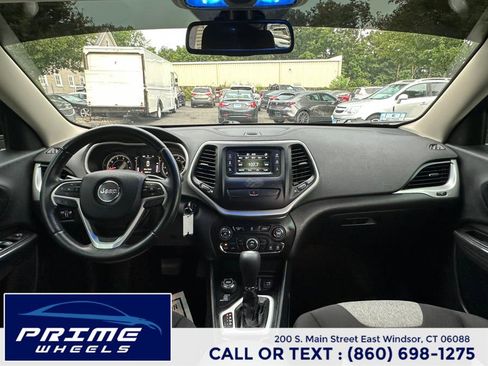 Used 2014 Jeep Cherokee Latitude image 18