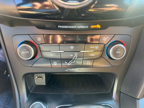 Used 2016 Ford Focus ST w/ Equipment Group 401A image 44