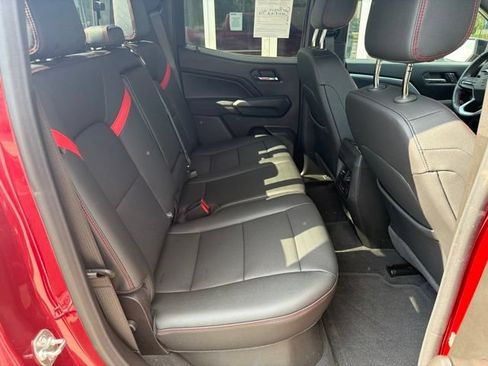 Certified 2025 Chevrolet Colorado Z71 w/ Z71 Convenience Package 2 AWD/4WD image 17