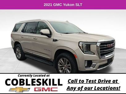 Used 2021 GMC Yukon SLT w/ SLT Luxury Package