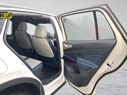New 2025 Volkswagen ID.4 Pro S Plus AWD/4WD image 15