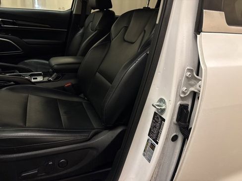 Certified 2024 Kia Telluride S w/ S Sunroof Package image 10