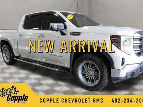 Used 2023 GMC Sierra 1500 SLT w/ SLT Premium Package AWD/4WD image 1