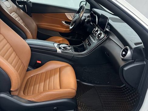 Used 2018 Mercedes-Benz C 300 4MATIC Cabriolet image 31