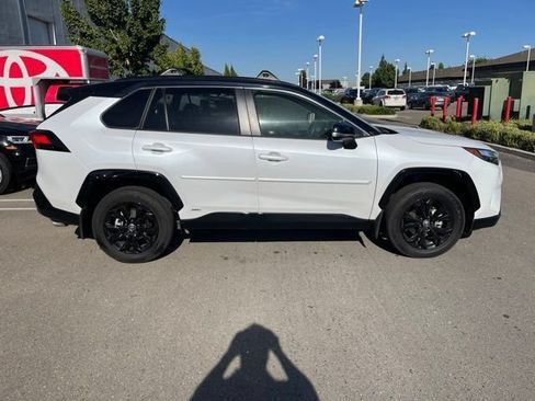 Used 2024 Toyota RAV4 XSE w/ Advanced Technology Package AWD/4WD image 4