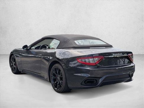 Used 2018 Maserati GranTurismo MC image 8