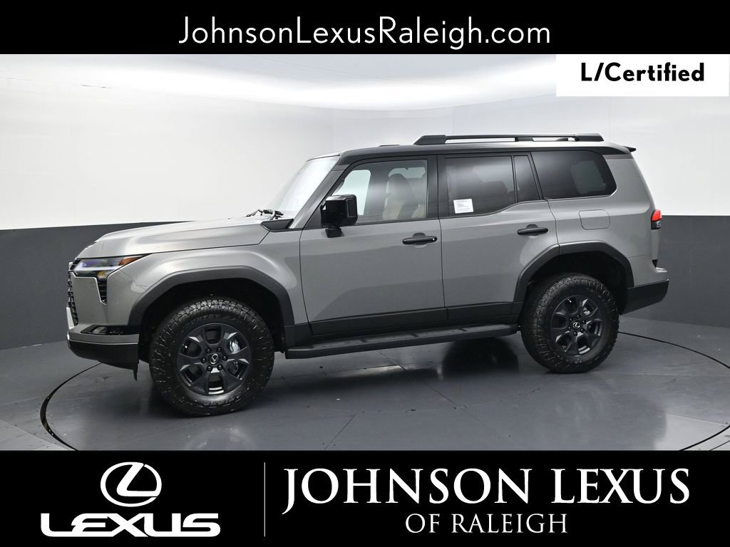 Used 2025 Lexus GX 550 AWD/4WD image 2