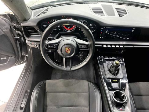 Used 2022 Porsche 911 GT3 image 16