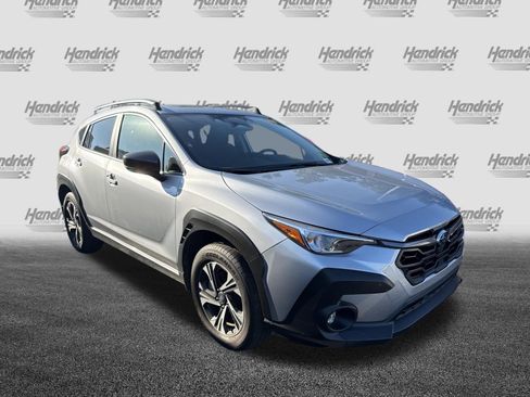 Used 2025 Subaru Crosstrek 2.5i Premium AWD/4WD image 2