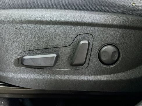 Used 2023 Hyundai Santa Fe SEL image 19