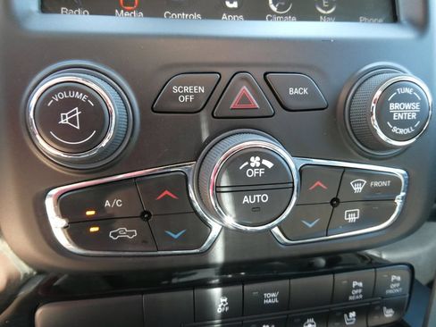 Used 2017 RAM 1500 Sport w/ Convenience Group AWD/4WD image 30